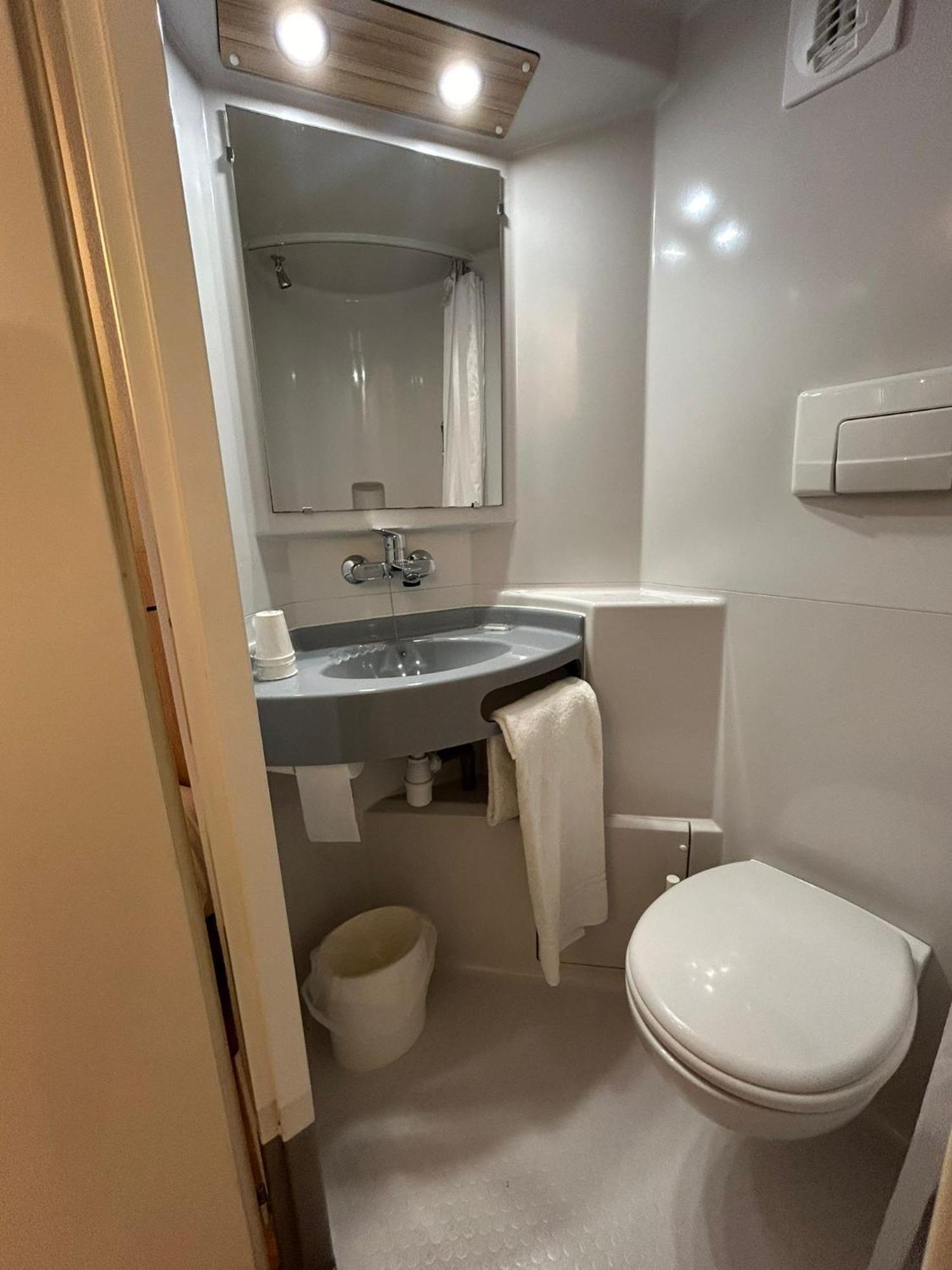 Kyriad Eco Lille Sud - Noyelles Godault Exterior photo